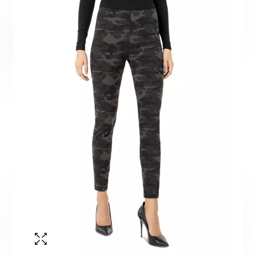 NWT Liverpool Reese Camo Print Ankle Leggings High Waist Compression 4/27